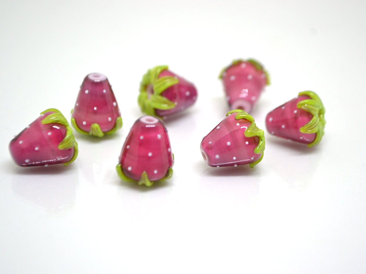 Fuchsia Strawberry glass beads, Magenta berry beads, Lampwork berry beads, Lampwork berries, Lampwork strawberry, Glass berries