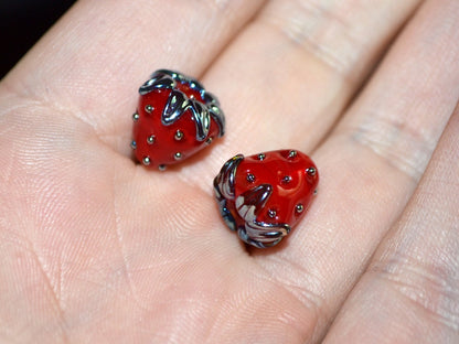 Big 12mm Strawberry lampwork beads, Red glass berry, Glass strawberry, Berry fruit beads, Red silver berry beads