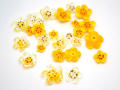 Yellow glass beads, Set of 12pcs, Honey yellow flower beads, Golden yellow beads, Topaz yellow beads, Floral lampwork, Artisan Lampwork bead