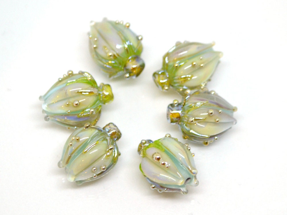 Lampwork glass flower bead, Pale green tea lavender, Floral glass pendant, Flower beads for jewelry making, Artisan lampwork, Focal lampwork