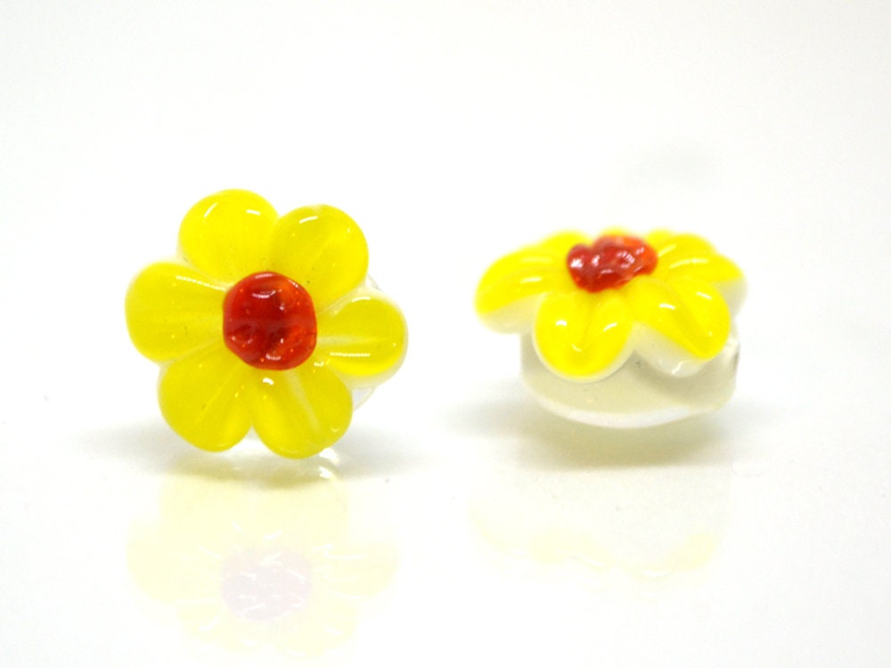Yellow Chamomile beads, Lampwork Chamomile flower bead, Yellow and red beads, Lentils beads, Yellow floral lampwork