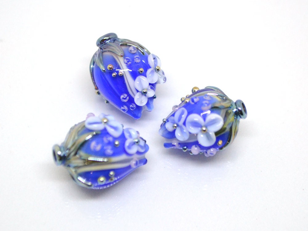 Cobalt flower bouquet lampwork beads, Sapphire lampwork beads, Artisan lampwork, 3d flower beads
