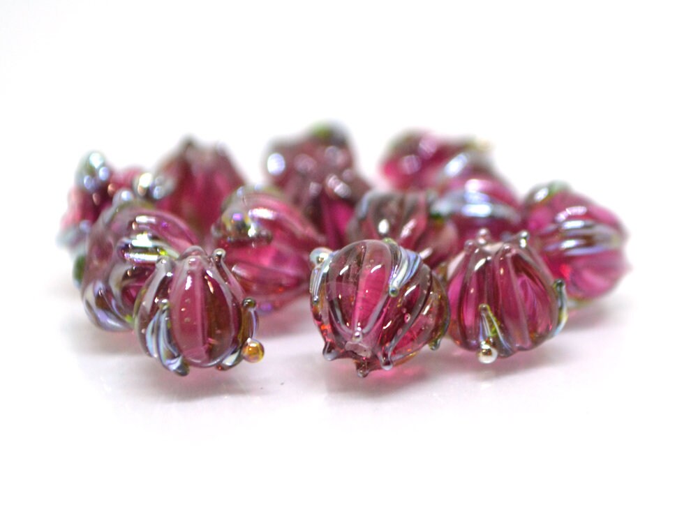 Pink Magenta flower beads, Berry floral beads, Pink yarrow glass beads, Very berry glass beads, 7mm flower beads, Artisan lampwork