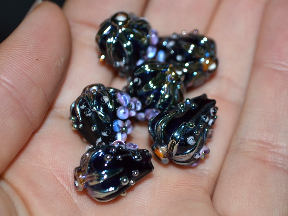 Purple black flower bouquet lampwork beads, Lampwork earrings DIY, SRA lampwork, Artisan lampwork, Designer beads, 17-21mm glass beads