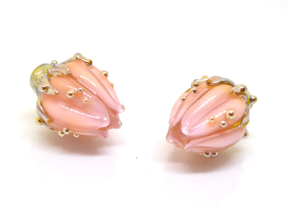 Pastel pink and gold flower glass beads, Pale pink beads, Artisan lampwork, Light pink beads, Floral glass beads