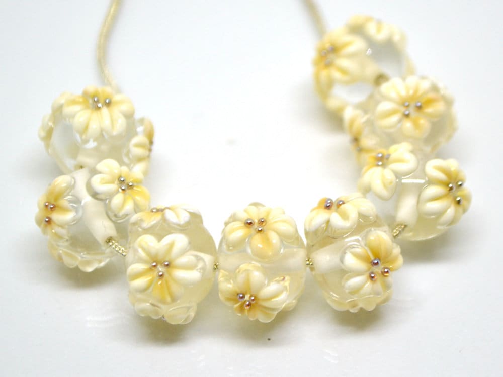 Ivory floral lampwork glass beads, Ivory flowers on transparent beads, Rondelle beads, Wedding bracelet, Jewelry making, Artisan lampwork