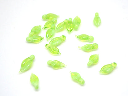 Peridote Green lampwork leaf beads, Glass leaves, Top drilled leaf beads, Lampwork leaf bead, Jewelry making, Leaf charm, Small Leaf beads