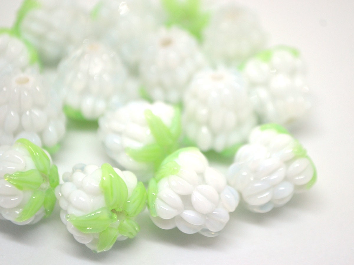 White lampwork raspberry, White glass berries, Berry jewelry making, Lampwork raspberries, Berry fruit beads, White Raspberry green leaf
