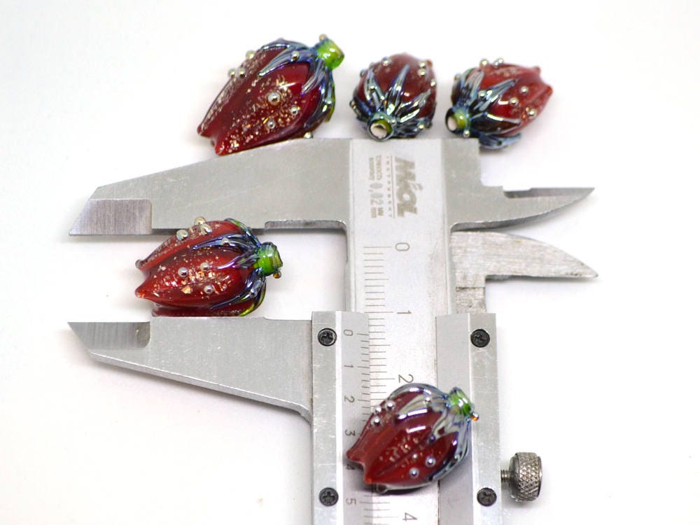 dichroic pendant flower dichroic beads red glass beads sparkling beads star dust lampwork art glass floral pendant electric red flower bead