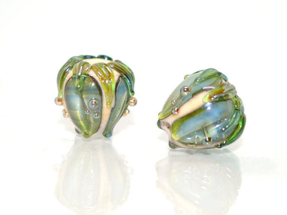 Olive green flower lampwork beads, Pale green glass beads, 10mm flower beads, Artisan lampwork garden floral theme beige gold jewelry supply