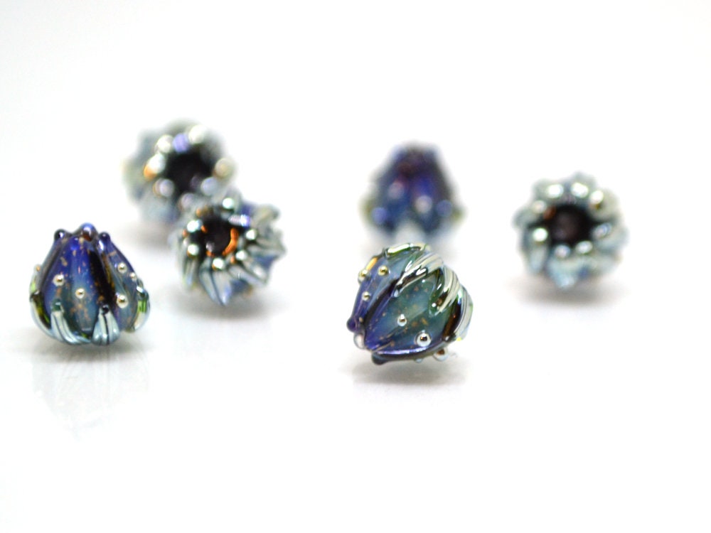 Small 7mm black blue stardust silver flower glass beads, Tiny flower beads, Mini flower beads, Beads wholesale, Artisan lampwork