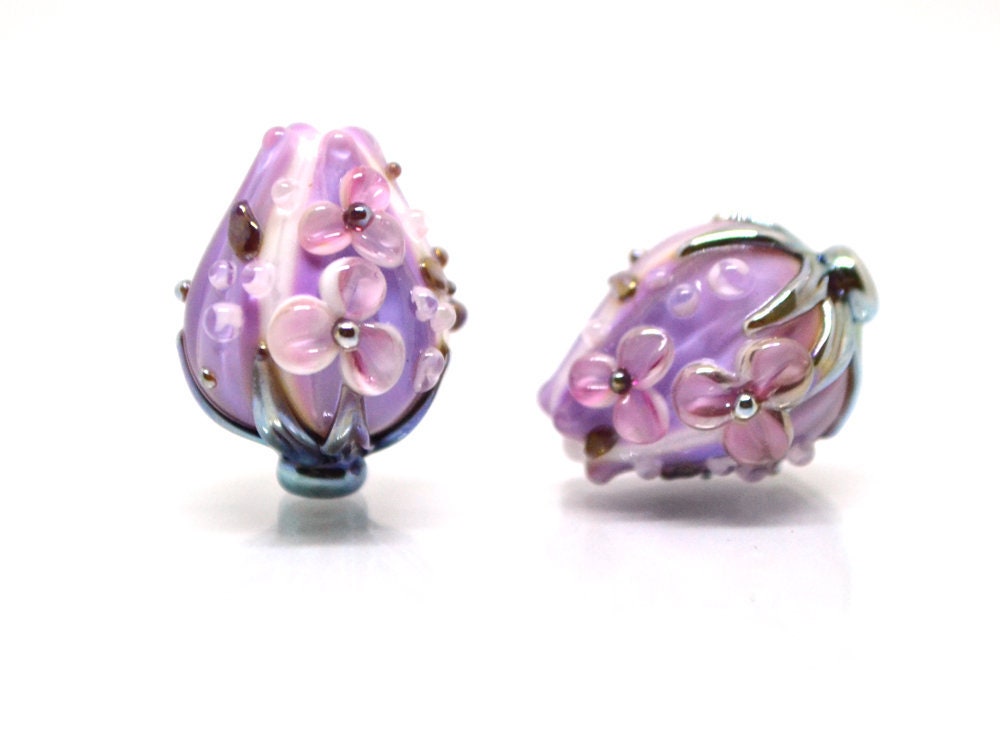 Lavender flower bouquet lampwork beads, Light purple lampwork beads, Artisan lampwork, beads for Designer