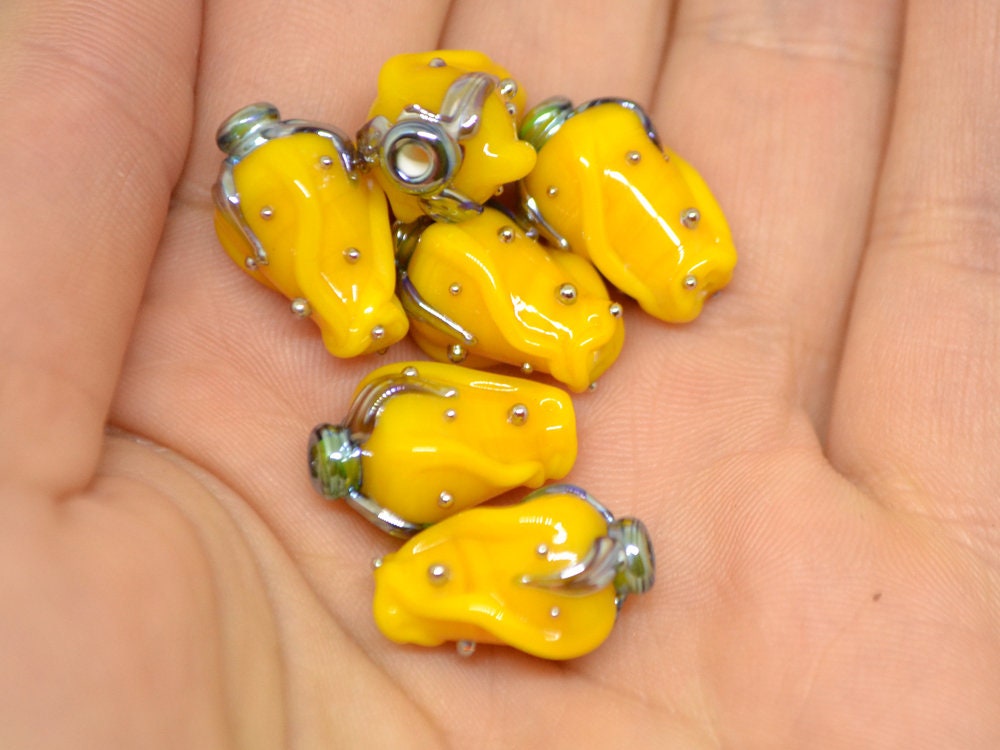 Yellow twisted rosebud  beads, Honey yellow Glass Bead, Flower lampwork bead, Artisan lampwork beads, Bright colors