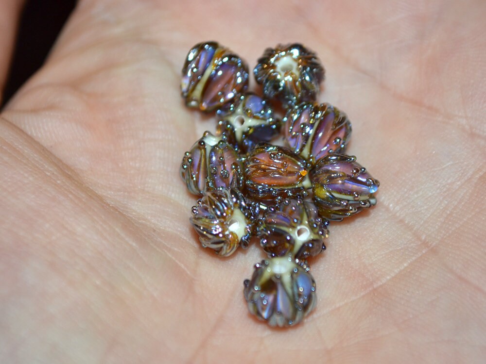 Lavender pink gold flower beads, 7mm glass beads, Tiny flower beads, Sparkle floral beads, Artisan lampwork beads, Lampwork bead set