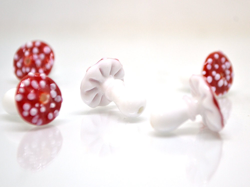 Handmade glass mushroom beads, Fly-agaric lampwork bead, Miniature Mushroom, Fall Decor, Glass Amanita bead, White mushroom beads, Forrest