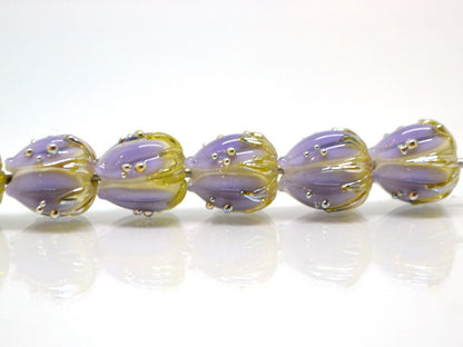 Lavender flower beads green gold, 10mm beads, Light purple flower beads, Artisan lampwork, Handmade flower bead, Glass flower bead, Floral