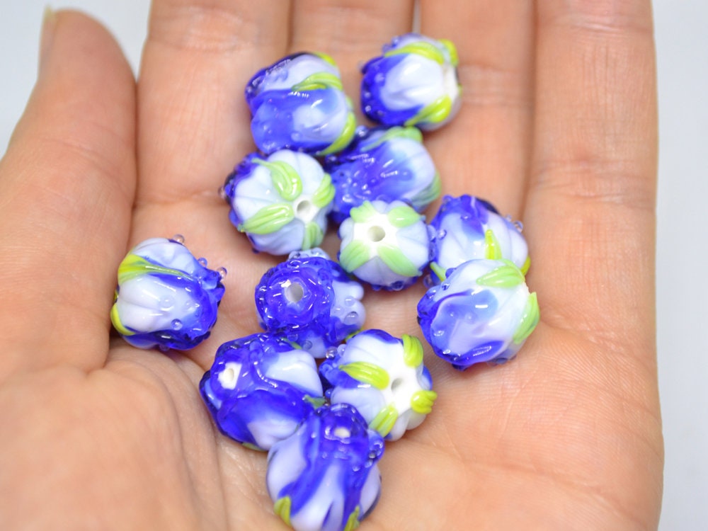 Blue rose bud beads, Lampwork rose beads, Cobalt blue beads, Artisan lampwork, Floral Lampwork pendant, DIY earrings, Glass flower jewelry