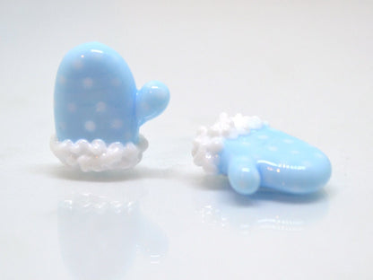 Blue glass mitten bead, Lampwork mitten bead, Vertically Drilled Blue with White Polka Dots, Christmas lampwork