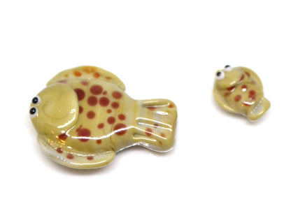 Lampwork fish beads, Green glass flounder, Lampwork flounder, Glass fish, River fish beads, avocado green