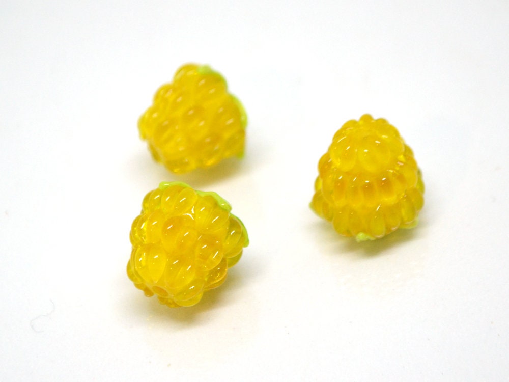 Yellow glass raspberry, Gloss Lampwork berries, Yellow Lampwork berry beads, Yellow Berry fruit beads, Glass Raspberry, Berry jewelry