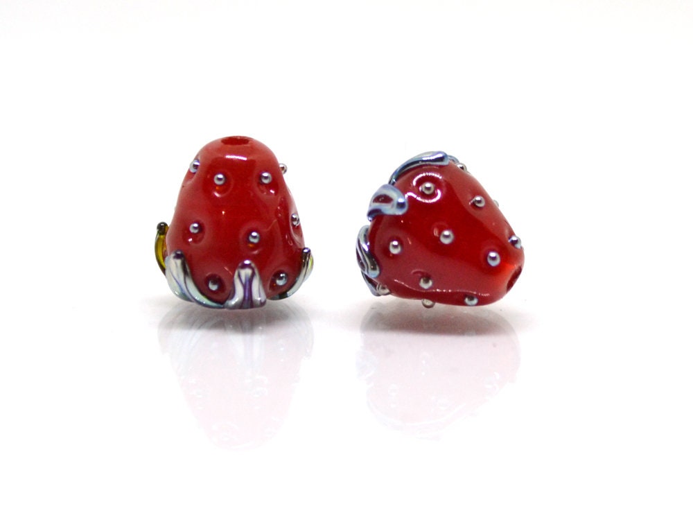 Big 12mm Strawberry lampwork beads, Red glass berry, Glass strawberry, Berry fruit beads, Red silver berry beads