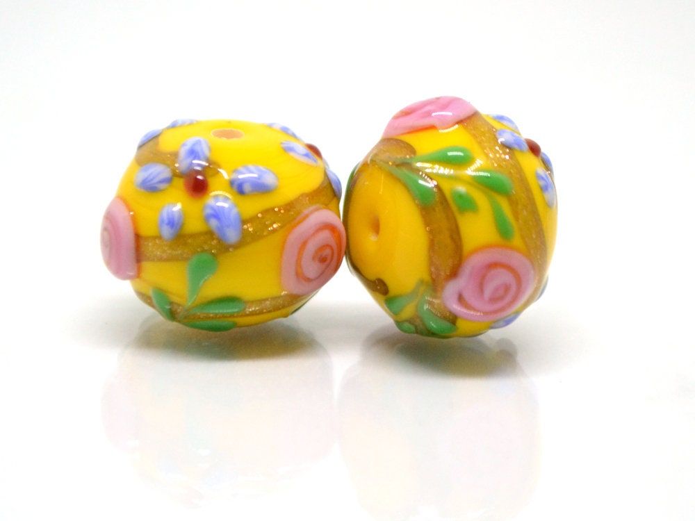 Sunny Yellow Glass beads, Vintage glass beads, Venetian Glass, One of a kind beads, Set of beads, Artisan lampwork