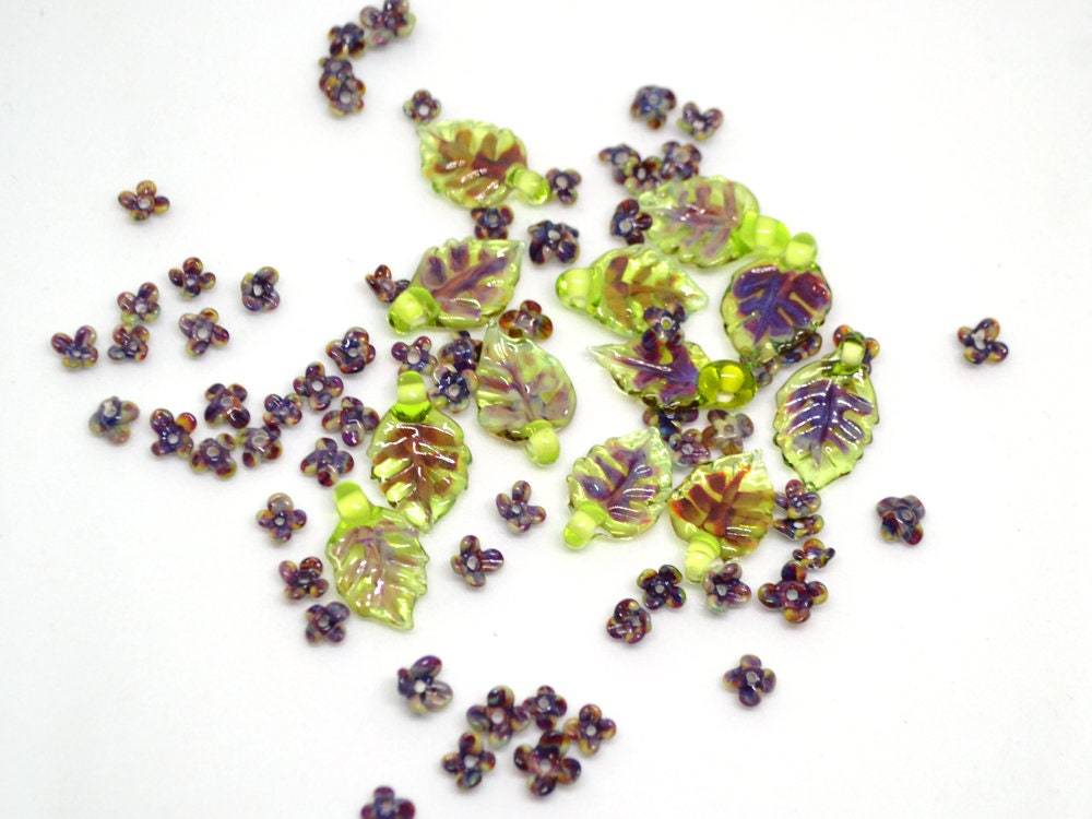 leaf flower set beads lampwork handmade glass leaves small flowers lampwork leaves lampwork leaf beads set leaves glass bead work green leaf