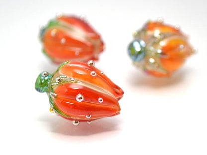 Red rosebud Handmade Lampwork Beads Artisan Lampwork Flower Glass Beads Red Orange Glass Beads Glass Floral Lampwork Flower Bud Rose Beads