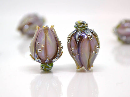 lavender glass flower handmade beads iridescent nothern light artisan lampwork flower beads for jewelry making glass beads purple glass bead