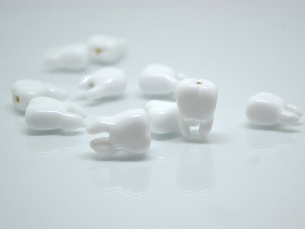 Glass tooth beads - Dentist gift- Teeth beads - Dentist beads funny - Halloween beads, Artisan lampwork, Handmade beads Teeth jewelry Human
