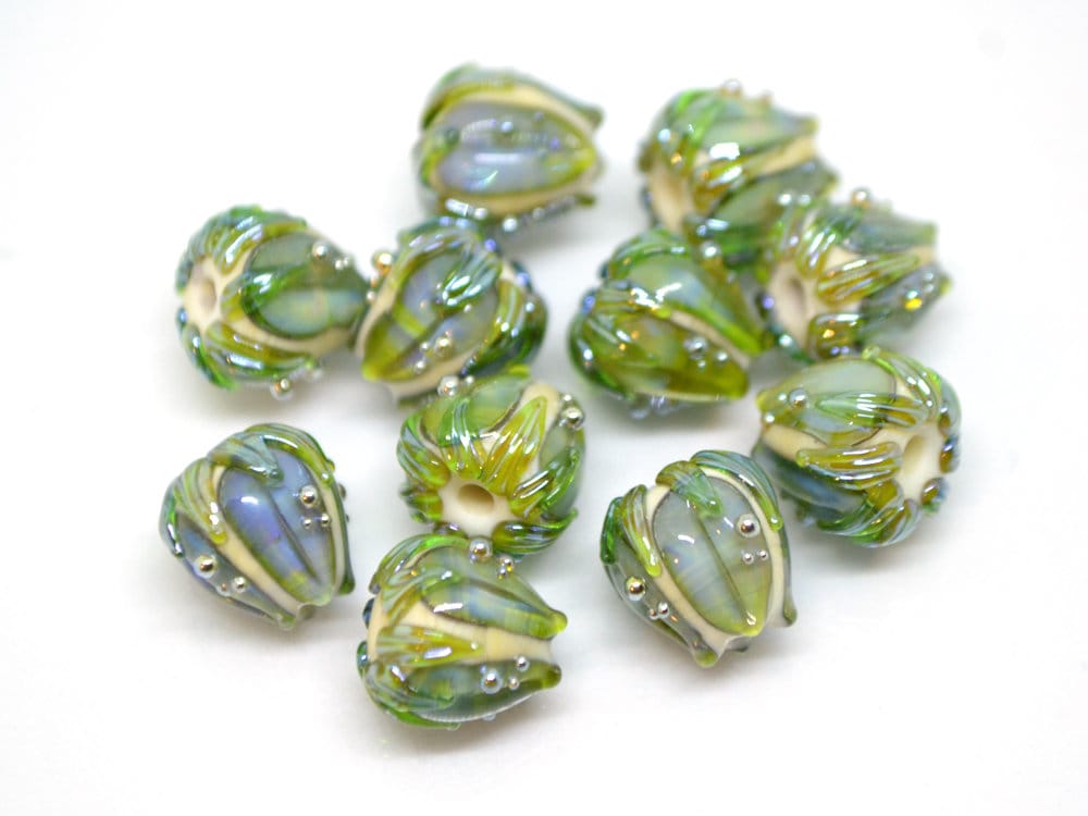 Olive green flower lampwork beads, Pale green glass beads, 10mm flower beads, Artisan lampwork garden floral theme beige gold jewelry supply