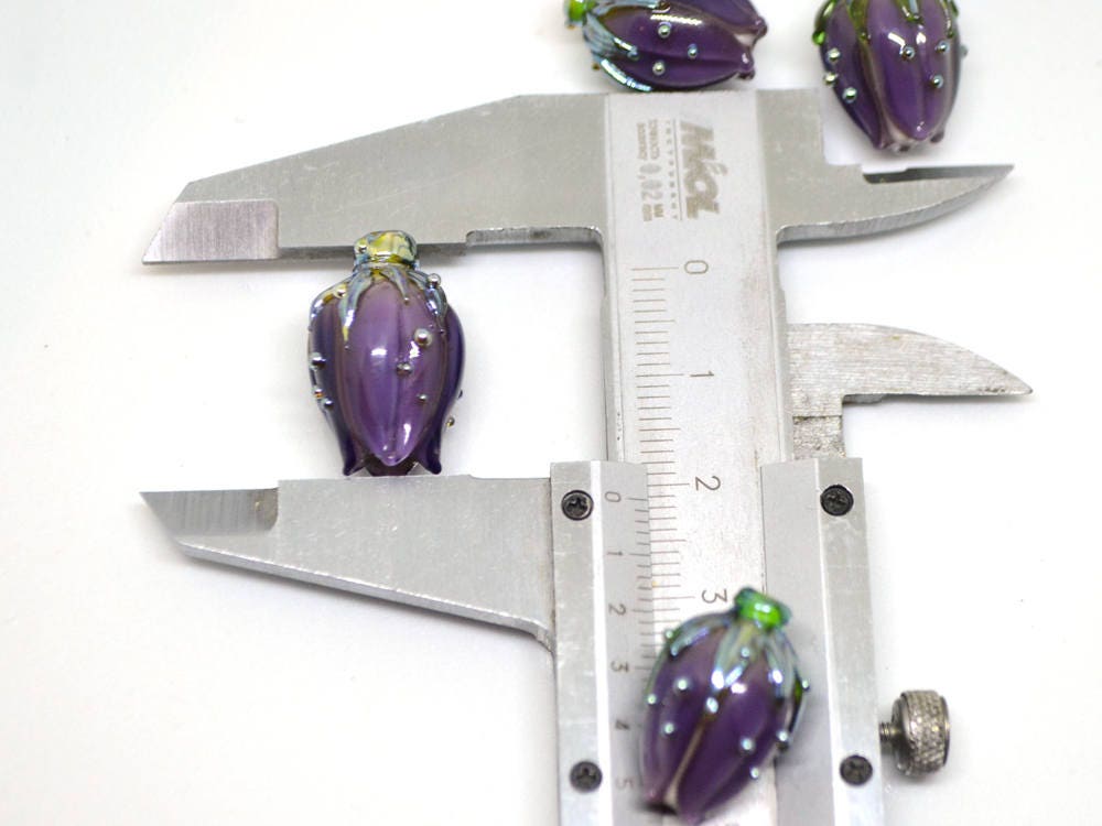 dark purple flower lampwork handmade beads glass  Flower pendant necklace artisan lampwork flower lampwork glass beads flower bead purple