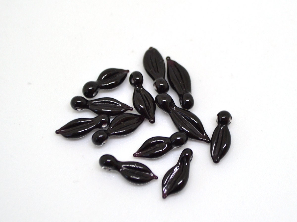 Black lampwork leaf beads, Small Leaf beads, Small Leaf charm, Black leaves, Tiny Glass leaves, Top drilled leaf beads, Lampwork leaf bead