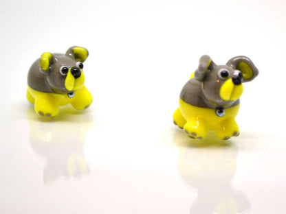 Glass dog beads