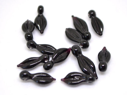 Black lampwork leaf beads, Small Leaf beads, Small Leaf charm, Black leaves, Tiny Glass leaves, Top drilled leaf beads, Lampwork leaf bead