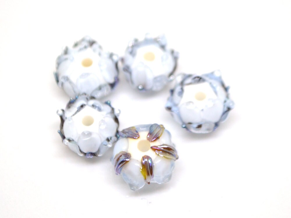 Light purple lampwork beads, Transparent purple flower beads, lavender silver flower beads, Artisan lampwork