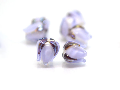 Lavender small lampwork beads, Light purple flower beads, Tiny glass beads, 7mm flower beads, Artisan lampwork