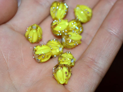 Yellow flower bead, 10mm flower bead, Yellow flower spacer, Sunshine yellow floral beads, Yellow glass flower, Bright yellow beads, Lampwork