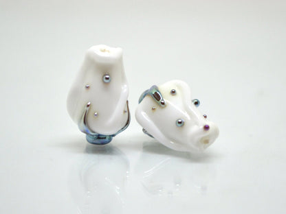 White twist rosebud beads, Wedding flower Glass Bead, Floral lampwork bead, Artisan lampwork beads