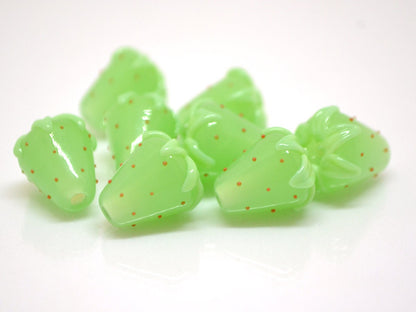 Salad green Strawberry glass beads, Green berry beads, Lampwork berry beads, Lampwork berries, Lampwork strawberry, Berry jewelry