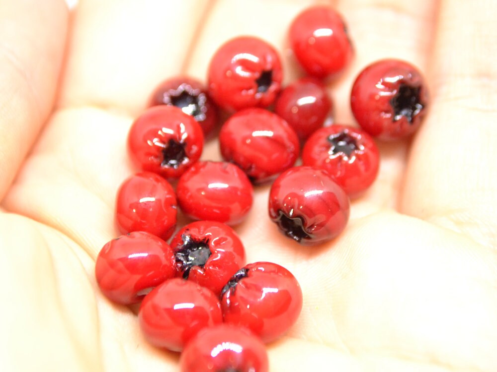 Red lingonberry glass beads, Red glass huckleberry, Nothern berry, Lampwork berry, Lampwork cowberry, Glass red whortleberry