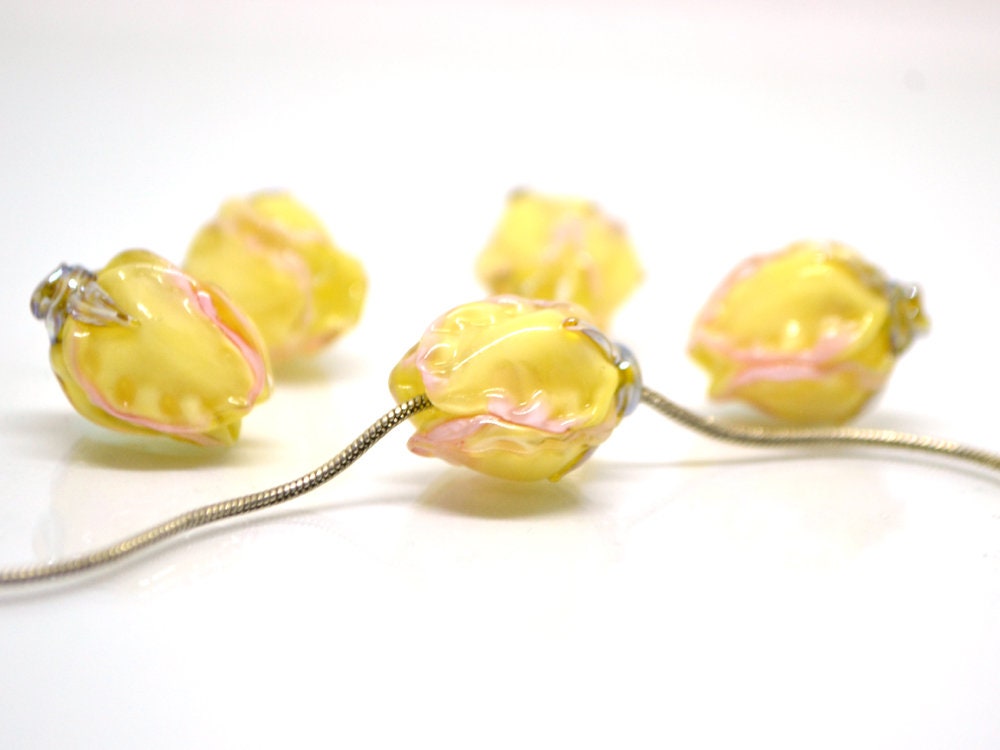 Yellow pink glass beads, Lampwork flower beads, Glass floral bead, Murano glass bead, Artisan lampwork, beads for jewelry, Handmade lampwork