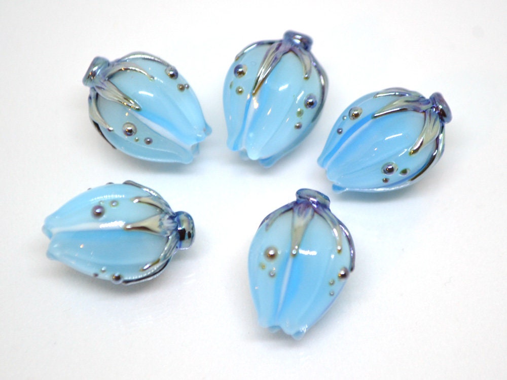 Handmade glass sky blue flower beads|Light Blue Silver|Glass pendant|Flower bud bead|Floral lampwork|Something blue|Wedding jewelry making