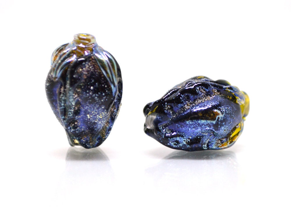 Black rose bud beads, Glitter Lampwork Bead, Floral lampwork beads, Sparkly beads, Glitter beads