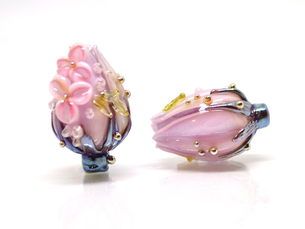 Glass flower bouquet on lampwork bud beads, Miniature glass flowers, Artisan lampwork, Light pink glass flower beads