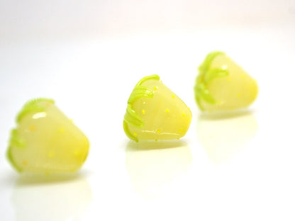 Yellow Strawberry glass beads, 12mm Lampwork berries, Glass strawberry, Lampwork Berry beads, Forrest berry beads, Nature inspired, Murano