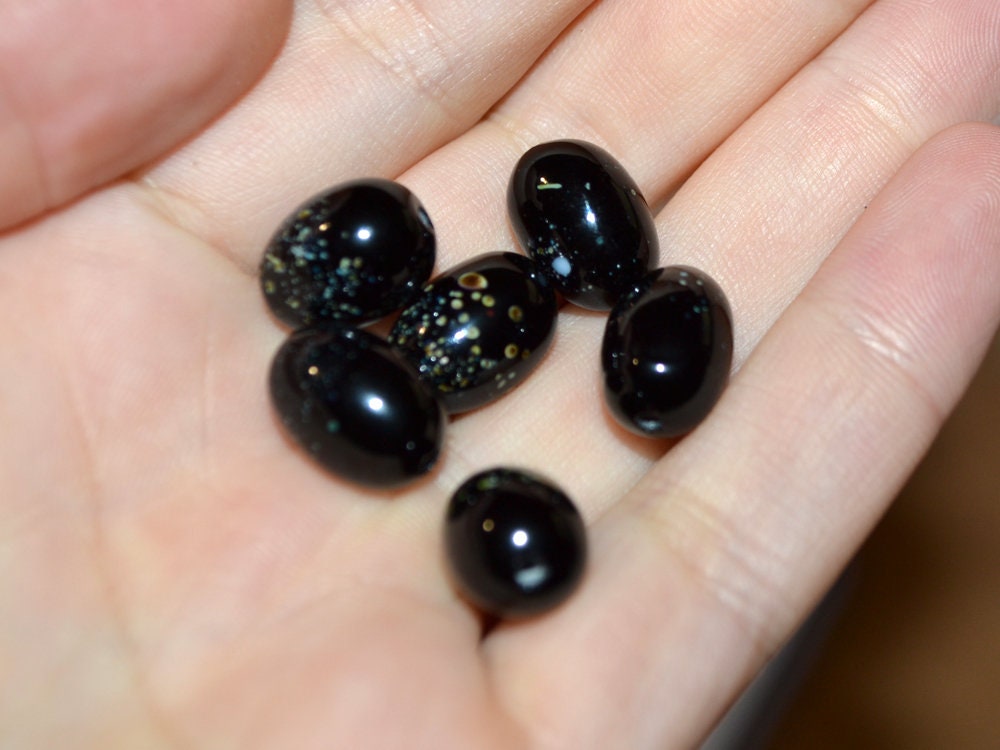 Olive lampwork beads, Black glass berry beads, Glass Olive-tree beads, Lampwork berries, Artisan lampwork, berry pendant, half-drilled beads
