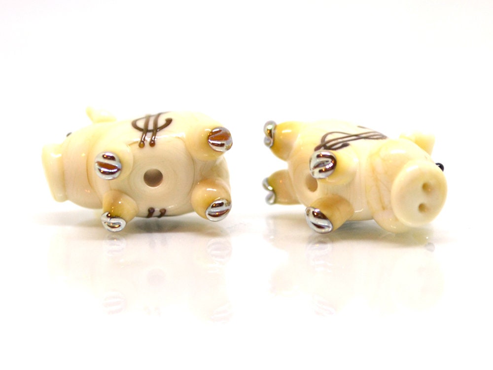Glass piggy bank beads