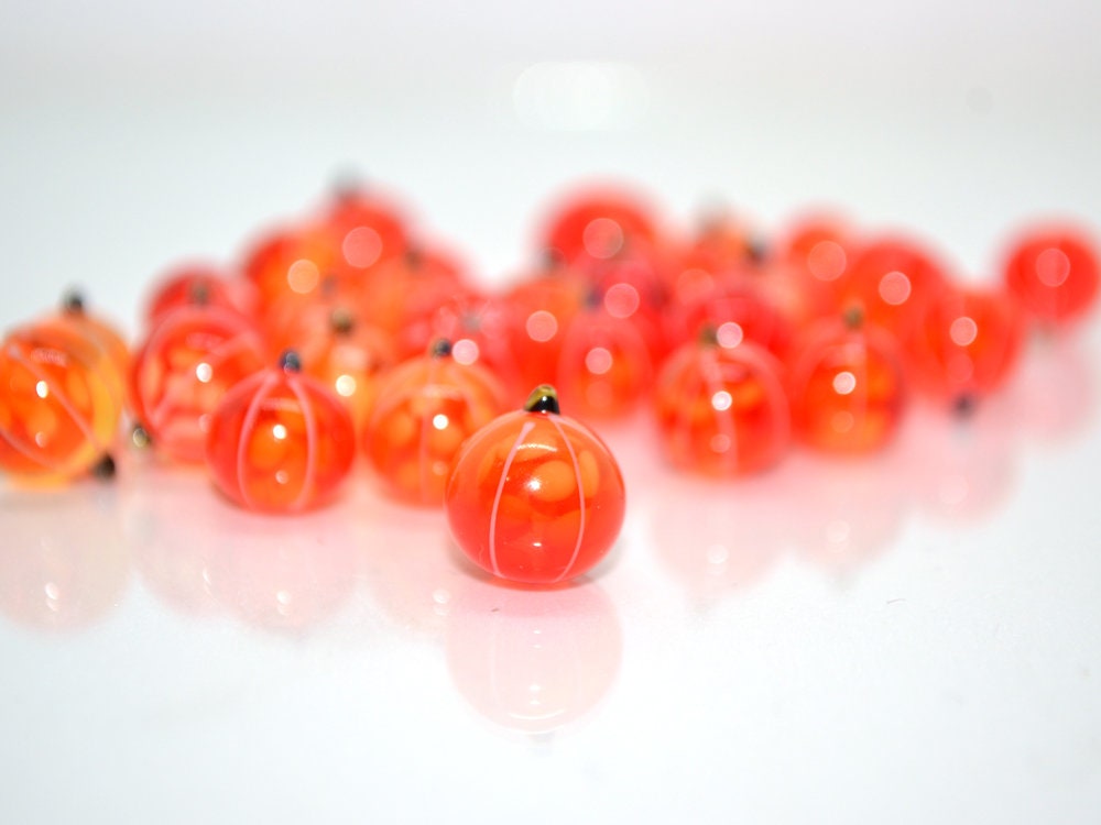 Glass currant beads, Orange lampwork berries, Glass berry, Lampwork currant, Artisan lampwork, Food glass beads, half-drilled beads