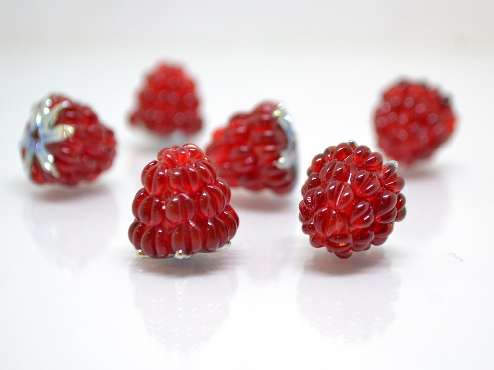 Red silver lampwork raspberry, Red glass berries, Gloss Lampwork beads, Berry glass beads, Lampwork Raspberries, Summer jewelry